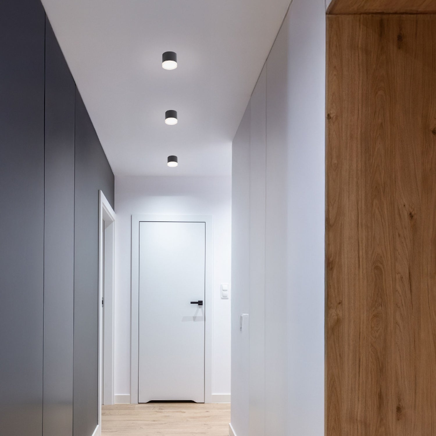 ILUMINAÇÃO DE CORREDOR